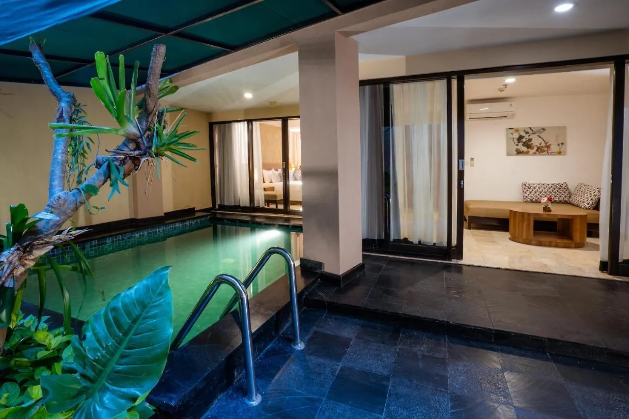 ****  Cross Vibe Paasha Atelier Bali Kuta Hotel Kuta Lombok Indonesien